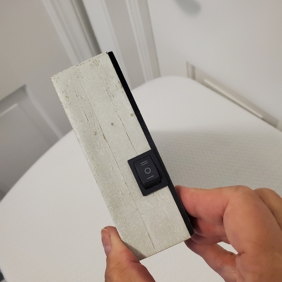 MerchSource, LLC Holiday Decorative accent, wall/shelf piece lightup - Picture 8 of 9